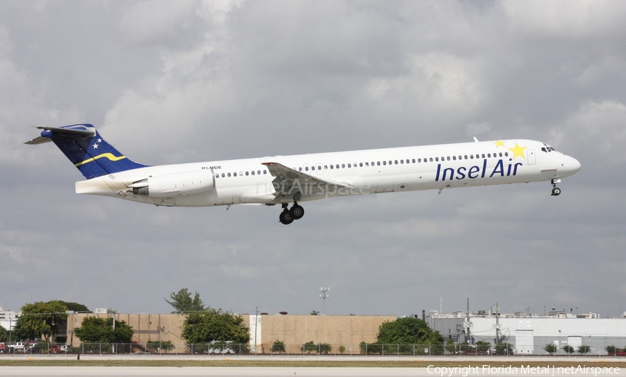 Insel Air McDonnell Douglas MD-82 (PJ-MDE) | Photo 305723