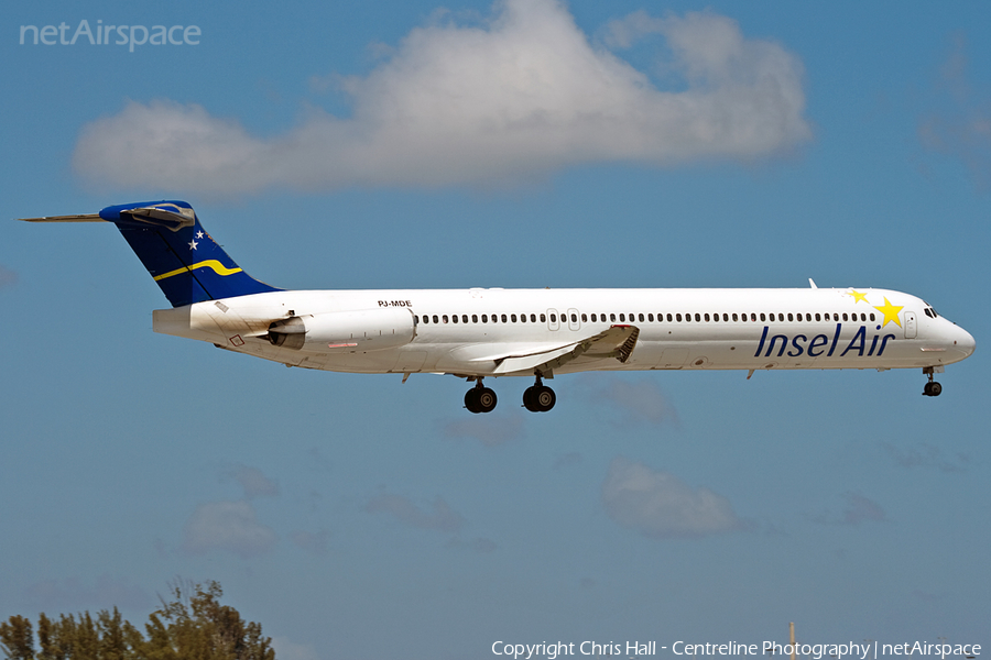 Insel Air McDonnell Douglas MD-82 (PJ-MDE) | Photo 5772