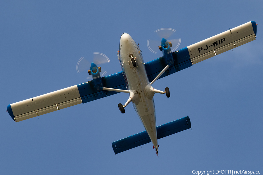 WinAir de Havilland Canada DHC-6-300 Twin Otter (PJ-WIP) | Photo 360876