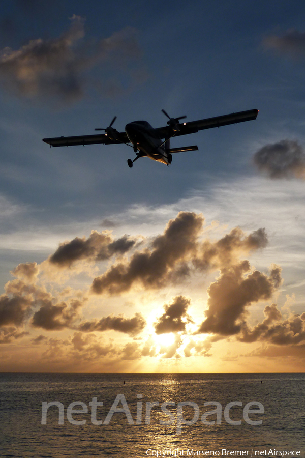 WinAir de Havilland Canada DHC-6-300 Twin Otter (PJ-WIS) | Photo 14546