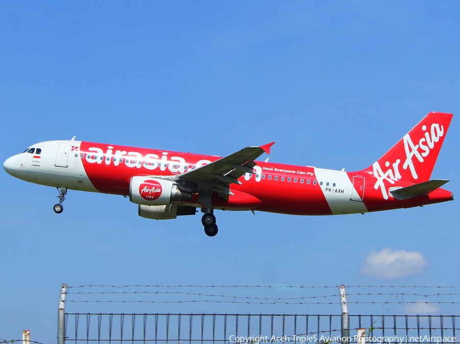 Indonesia AirAsia Airbus A320-216 (PK-AXH) | Photo 314891