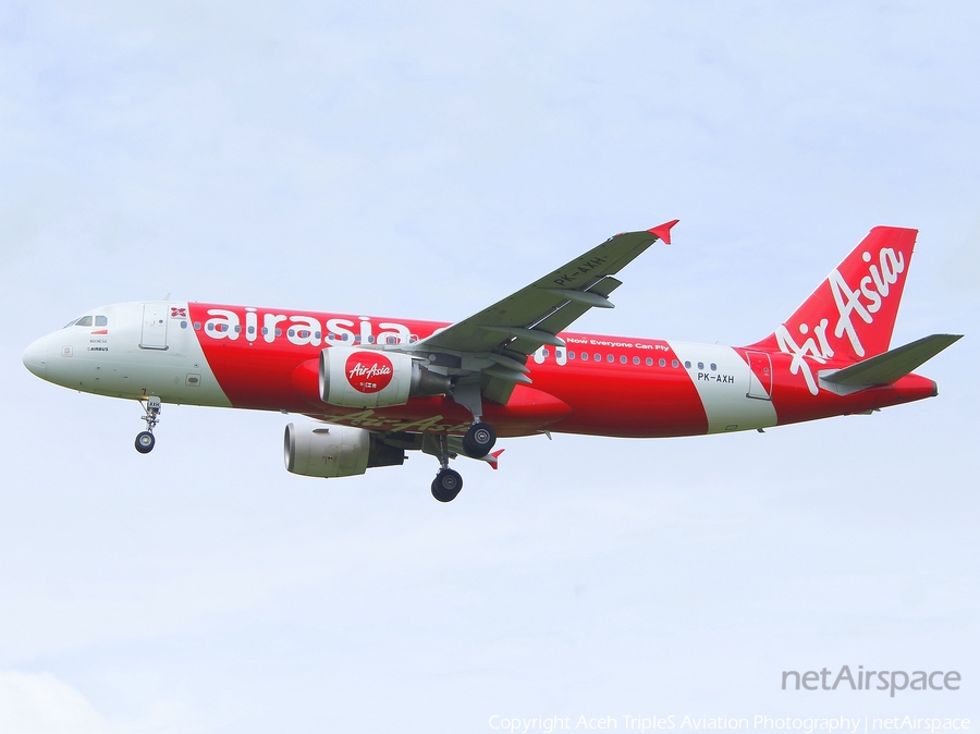 Indonesia AirAsia Airbus A320-216 (PK-AXH) | Photo 354439