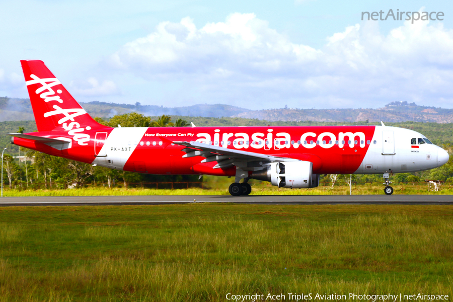 Indonesia AirAsia Airbus A320-216 (PK-AXT) | Photo 522952