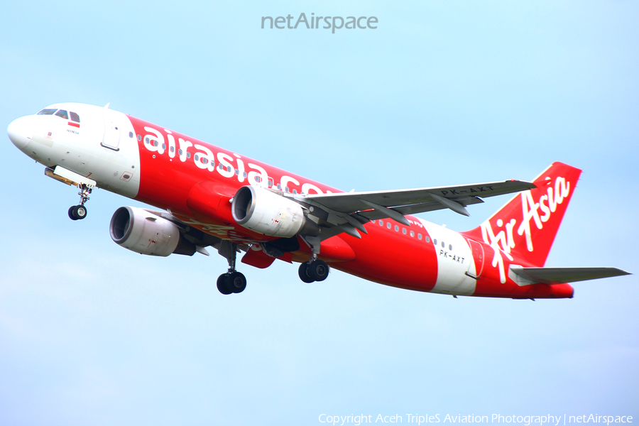 Indonesia AirAsia Airbus A320-216 (PK-AXT) | Photo 537144