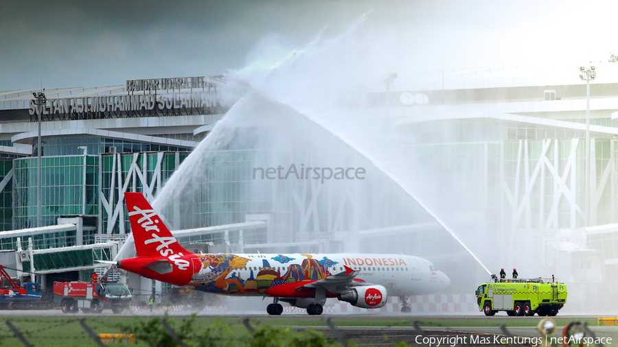 Indonesia AirAsia Airbus A320-216 (PK-AXV) | Photo 517332