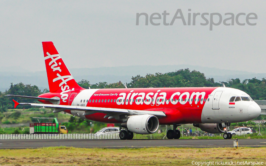 Indonesia AirAsia Airbus A320-216 (PK-AXX) | Photo 575598