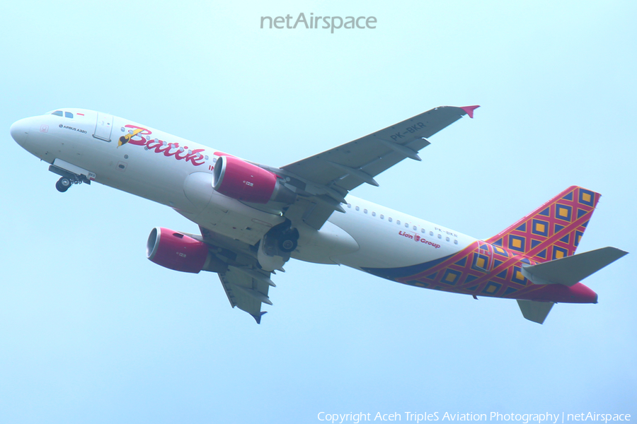 Batik Air Airbus A320-214 (PK-BKR) | Photo 631998