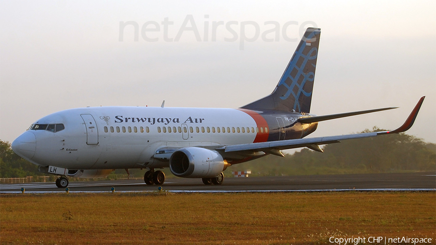 Sriwijaya Air Boeing 737-524 (PK-CLH) | Photo 204289