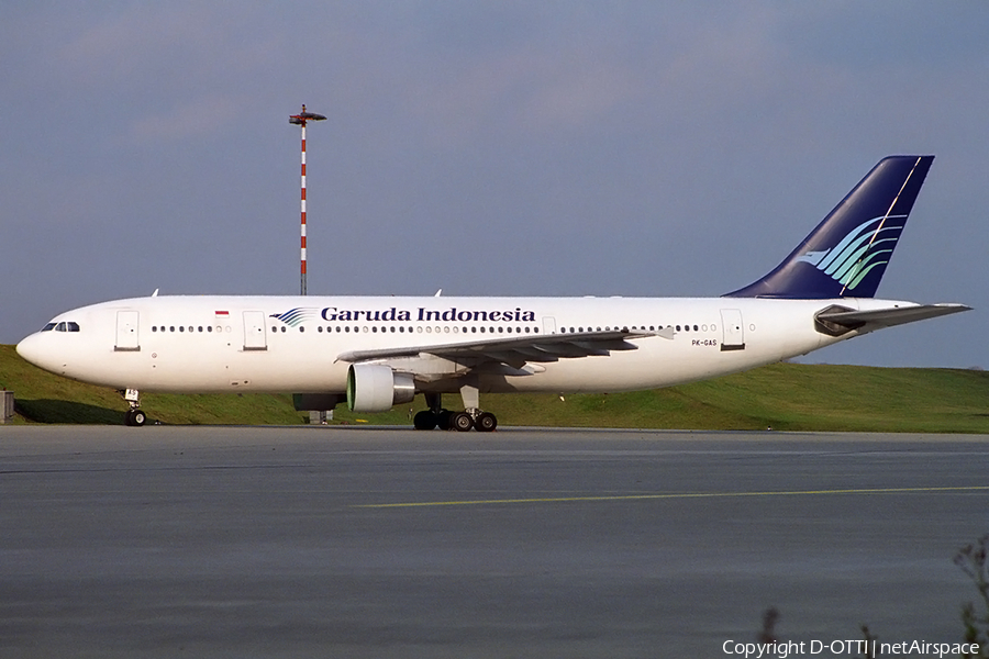 Garuda Indonesia Airbus A300B4-622R (PK-GAS) | Photo 157034
