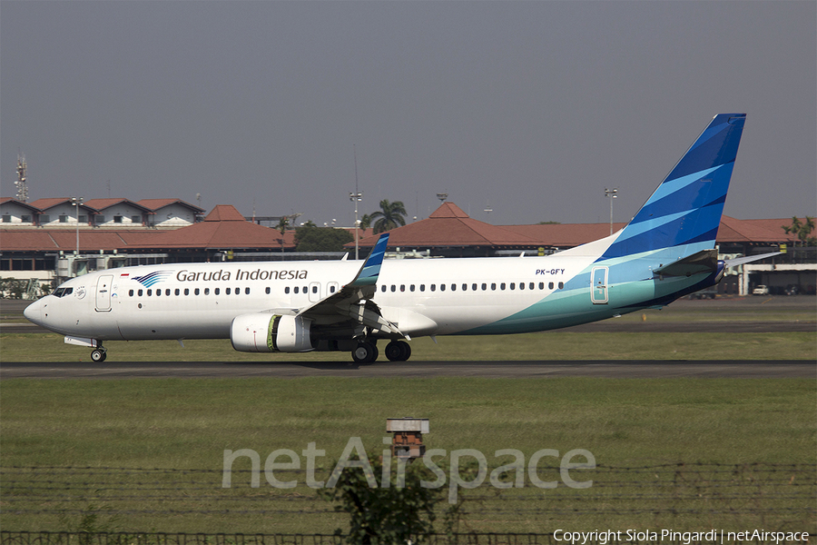 Garuda Indonesia Boeing 737-86N (PK-GFY) | Photo 357779