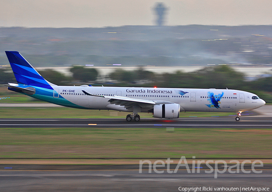Garuda Indonesia Airbus A330-941N (PK-GHE) | Photo 363711