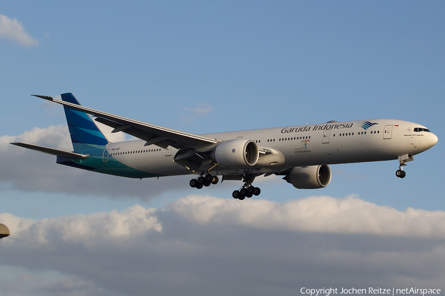 Garuda Indonesia Boeing 777-3U3(ER) (PK-GIF) | Photo 110504