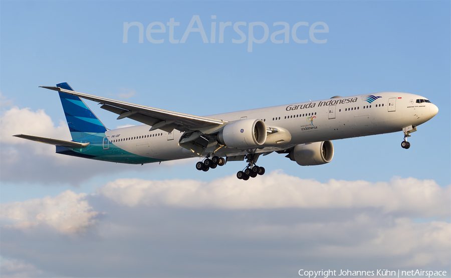 Garuda Indonesia Boeing 777-3U3(ER) (PK-GIF) | Photo 201310