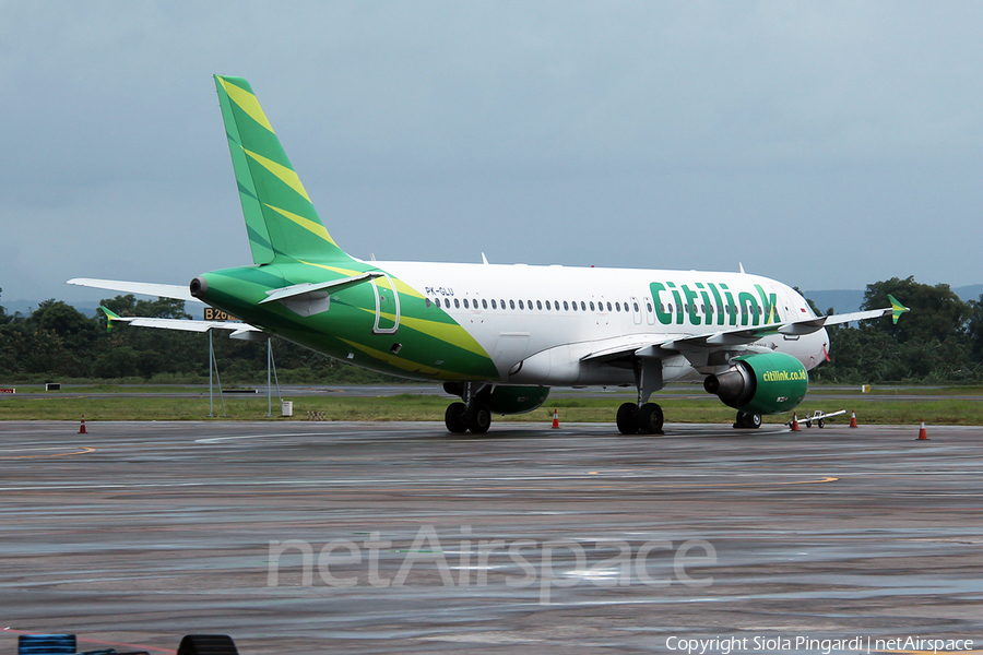 Citilink Garuda Indonesia Airbus A320-214 (PK-GLU) | Photo 360459