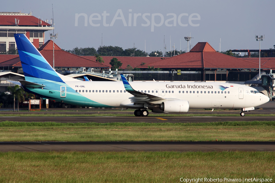Garuda Indonesia Boeing 737-86N (PK-GNL) | Photo 517602