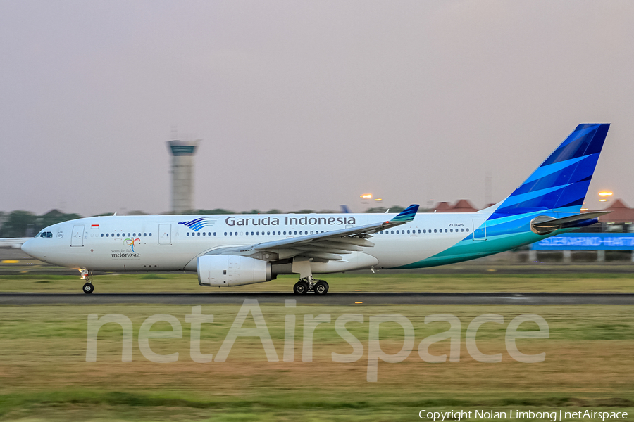 Garuda Indonesia Airbus A330-243 (PK-GPS) | Photo 369399