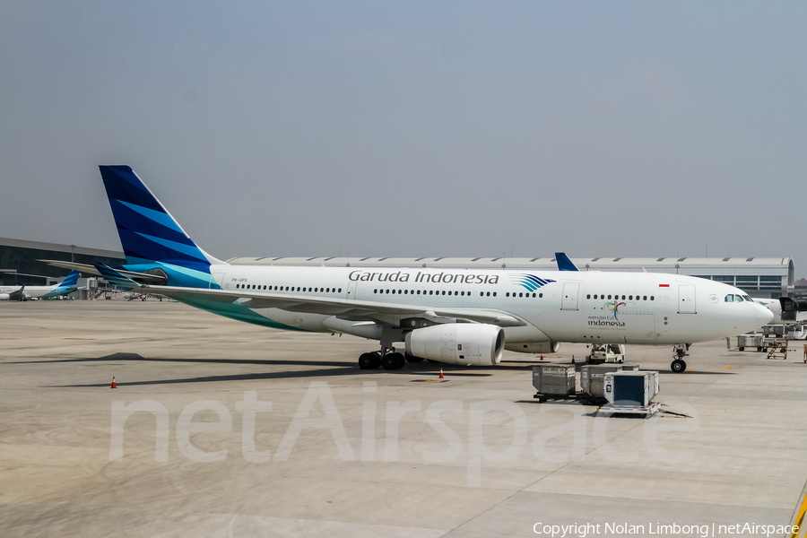 Garuda Indonesia Airbus A330-243 (PK-GPS) | Photo 389942