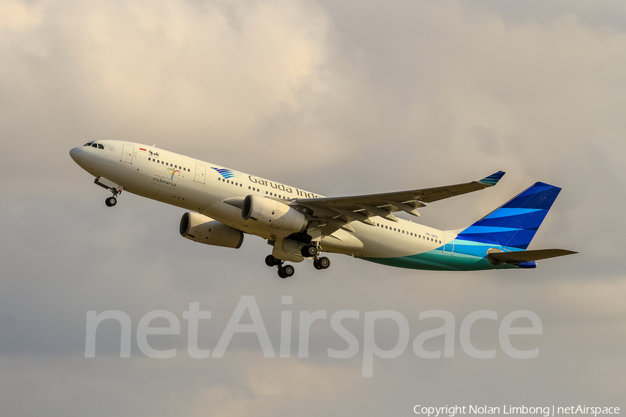 Garuda Indonesia Airbus A330-243 (PK-GPS) | Photo 423972