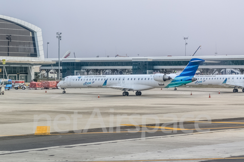 Garuda Indonesia Explore Jet Bombardier CRJ-1000ER (PK-GRQ) at  Jakarta - Soekarno-Hatta International, Indonesia