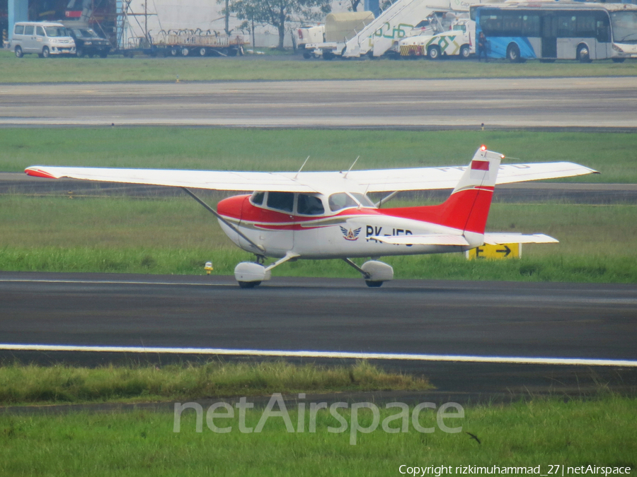 Indonesia Flying Club Cessna 172P Skyhawk (PK-IFD) | Photo 623393