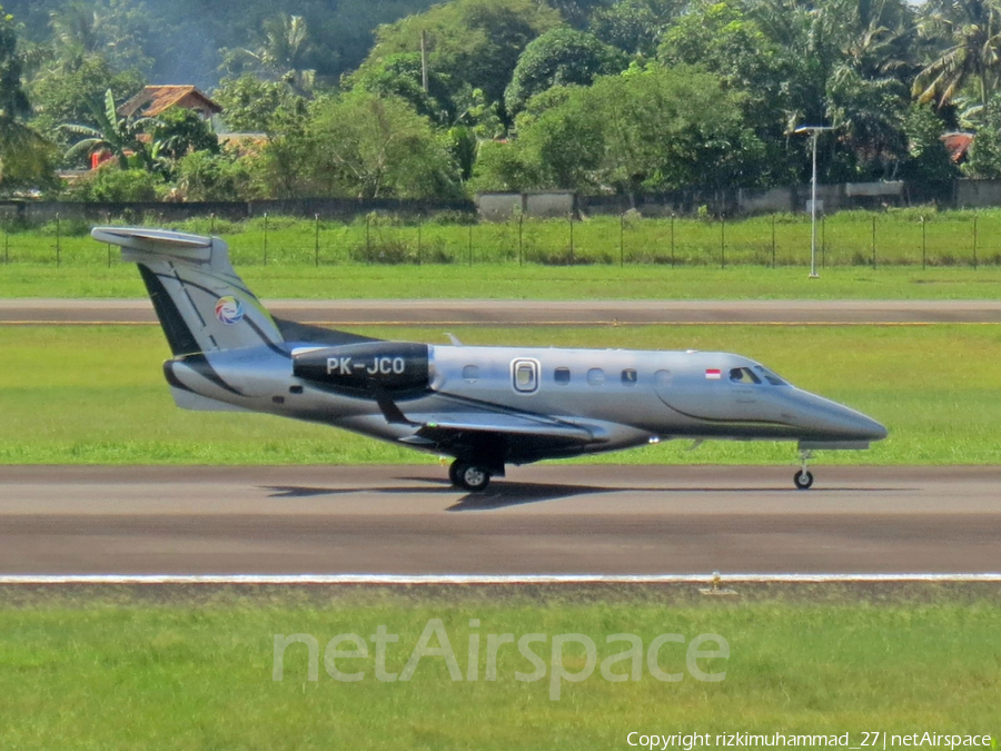 (Private) Embraer EMB-505 Phenom 300 (PK-JCO) | Photo 622410