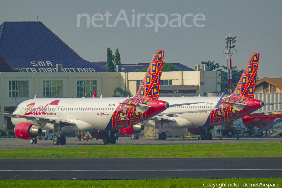 Batik Air Airbus A320-214 (PK-LAG) | Photo 549493