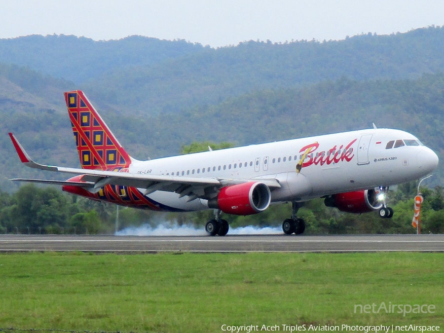 Batik Air Airbus A320-214 (PK-LAR) | Photo 435674
