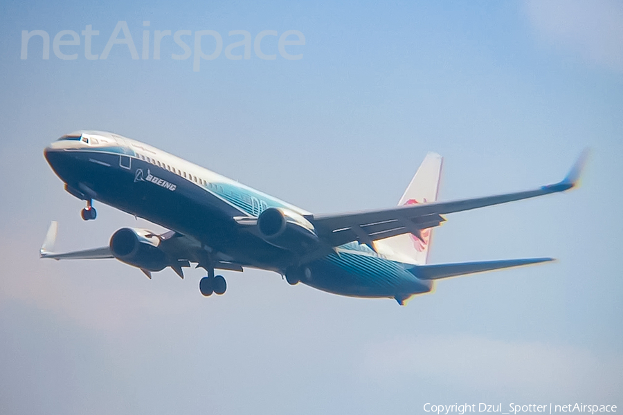 Lion Air Boeing 737-9GP(ER) (PK-LFG) | Photo 513483