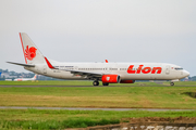 Lion Air Boeing 737-9GP(ER) (PK-LFJ) at  Balikpapan Sepinggan - International, Indonesia