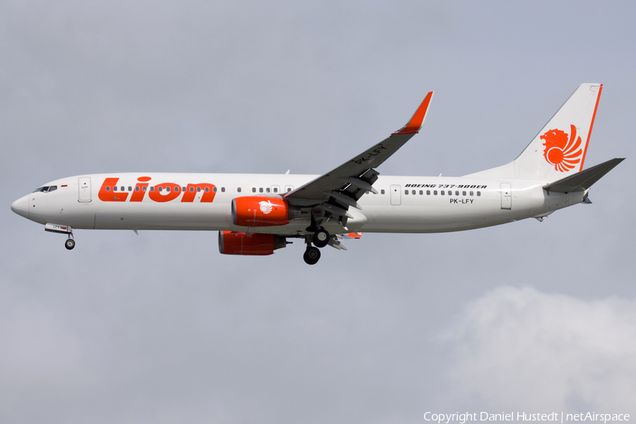 Lion Air Boeing 737-9GP(ER) (PK-LFY) | Photo 542393