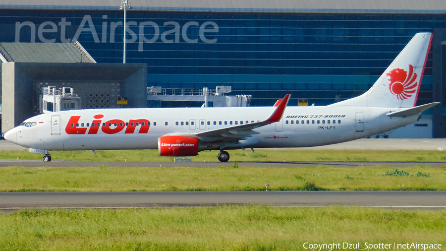 Lion Air Boeing 737-9GP(ER) (PK-LFY) | Photo 570783