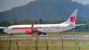 Lion Air Boeing 737-9GP(ER) (PK-LGQ) at  Yogyakarta - International, Indonesia