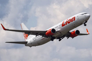 Lion Air Boeing 737-9GP(ER) (PK-LGR) at  Syamsudin Noor International, Indonesia