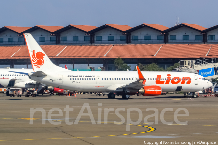 Lion Air Boeing 737-9GP(ER) (PK-LHJ) | Photo 402880