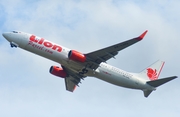 Lion Air Boeing 737-9GP(ER) (PK-LHQ) at  Adisumarmo International, Indonesia