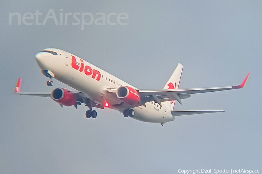 Lion Air Boeing 737-9GP(ER) (PK-LHR) | Photo 512563