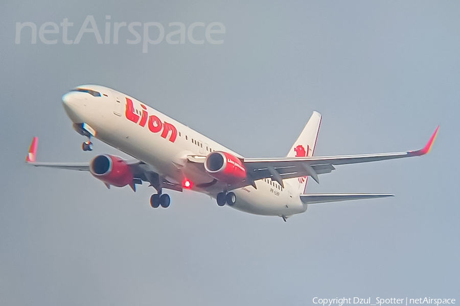 Lion Air Boeing 737-9GP(ER) (PK-LHR) | Photo 512563