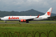Lion Air Boeing 737-9GP(ER) (PK-LHT) at  Yogyakarta - International, Indonesia
