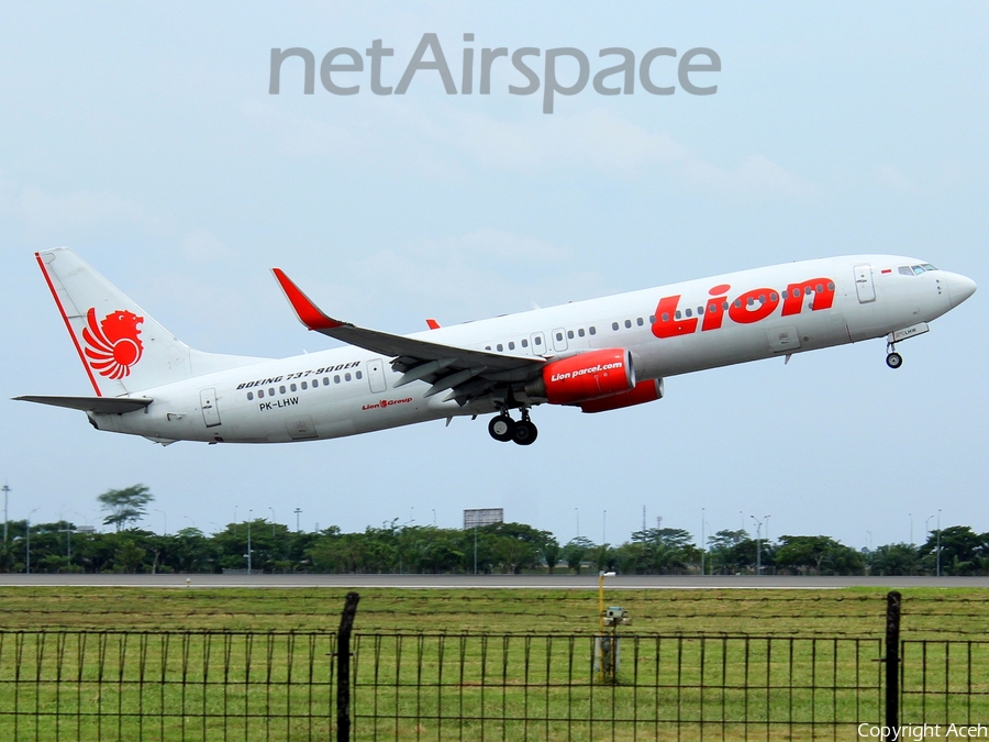 Lion Air Boeing 737-9GP(ER) (PK-LHW) | Photo 261168
