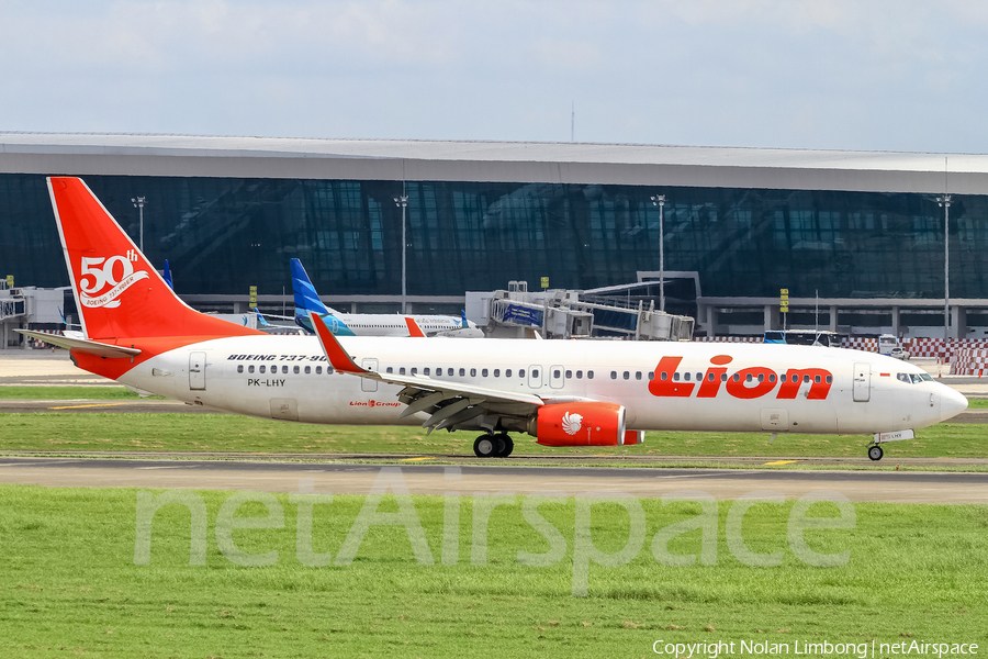Lion Air Boeing 737-9GP(ER) (PK-LHY) | Photo 384038