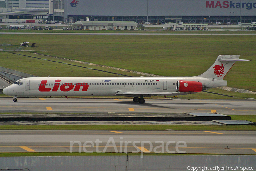 Lion Air McDonnell Douglas MD-90-30 (PK-LIP) | Photo 381523