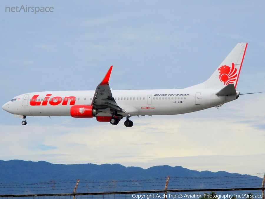 Lion Air Boeing 737-9GP(ER) (PK-LJL) | Photo 401986
