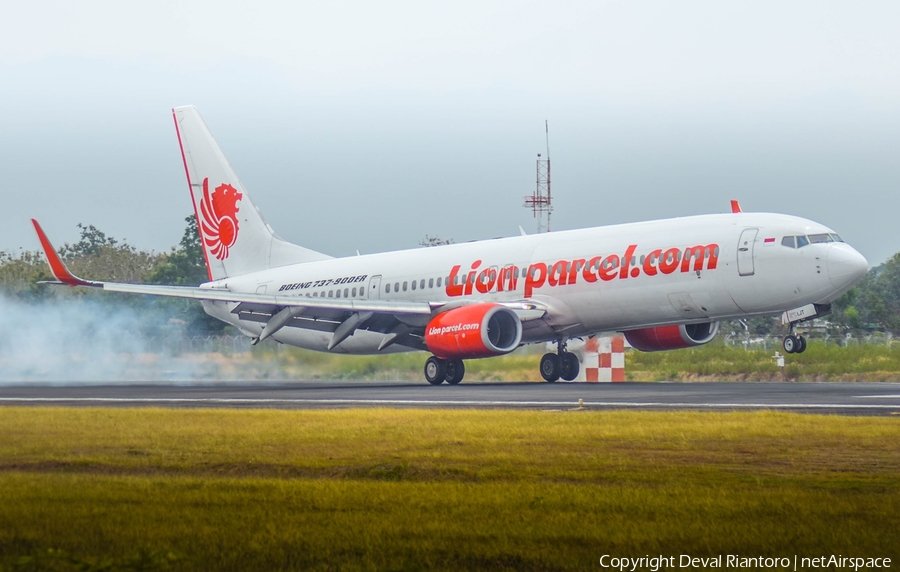 Lion Air Boeing 737-9GP(ER) (PK-LJT) | Photo 412291