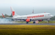 Lion Air Boeing 737-9GP(ER) (PK-LJT) at  Adisumarmo International, Indonesia