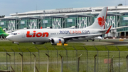 Lion Air Boeing 737-8GP (PK-LOO) at  Balikpapan Sepinggan - International, Indonesia