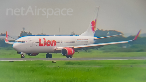 Lion Air Boeing 737-9GP(ER) (PK-LSK) at  Adisumarmo International, Indonesia