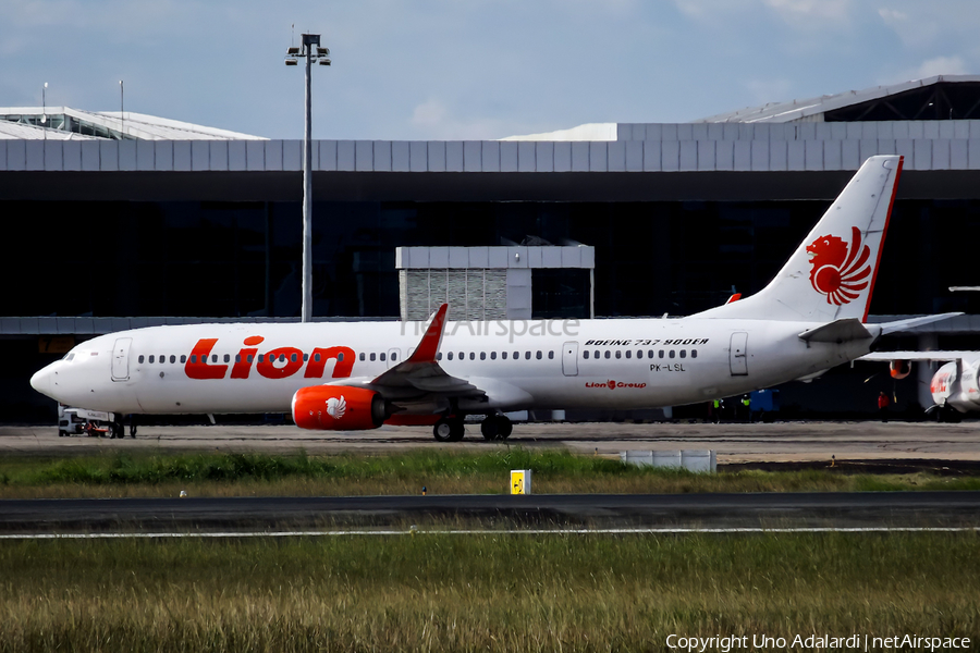Lion Air Boeing 737-9GP(ER) (PK-LSL) | Photo 516381