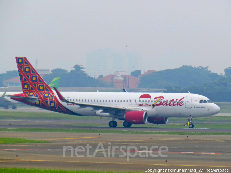 Batik Air Airbus A320-214 (PK-LUF) | Photo 624640