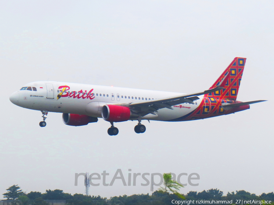 Batik Air Airbus A320-214 (PK-LUS) | Photo 622728