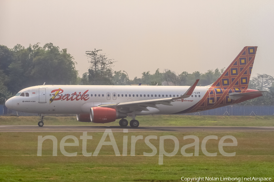 Batik Air Airbus A320-214 (PK-LUV) | Photo 424091